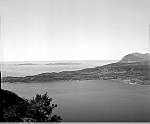 CW0206.jpg   Utsikt fra Mesøya mot Hornneset.<br>