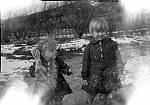 CW0665.jpg    Ingrid og Reidun Waatvik  i hagen i Våtvika.     1933 - 34.<br>