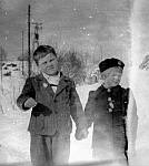CW1019.jpg    Sigbjørn og Sølvi Blix,  bildet er tatt i Våtviksvingen.    Midt på 1940 tallet.