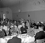 CW2136.jpg   Sølvi Blix og Ola Hjelles bryllup. 30.juni 1962 i Glomfjord kirke.  Bryllupet ble feiret på Glomfjord hotell.