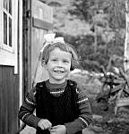 CW2272.jpg   Fra Levin Marvolls hytte i Selstadbergan. ukjent gutt.<br>.