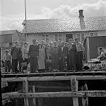 CW3537.jpg   Neverdal ungdomslag på tur med båt og buss nedover Helgeland,  ca. 1955.